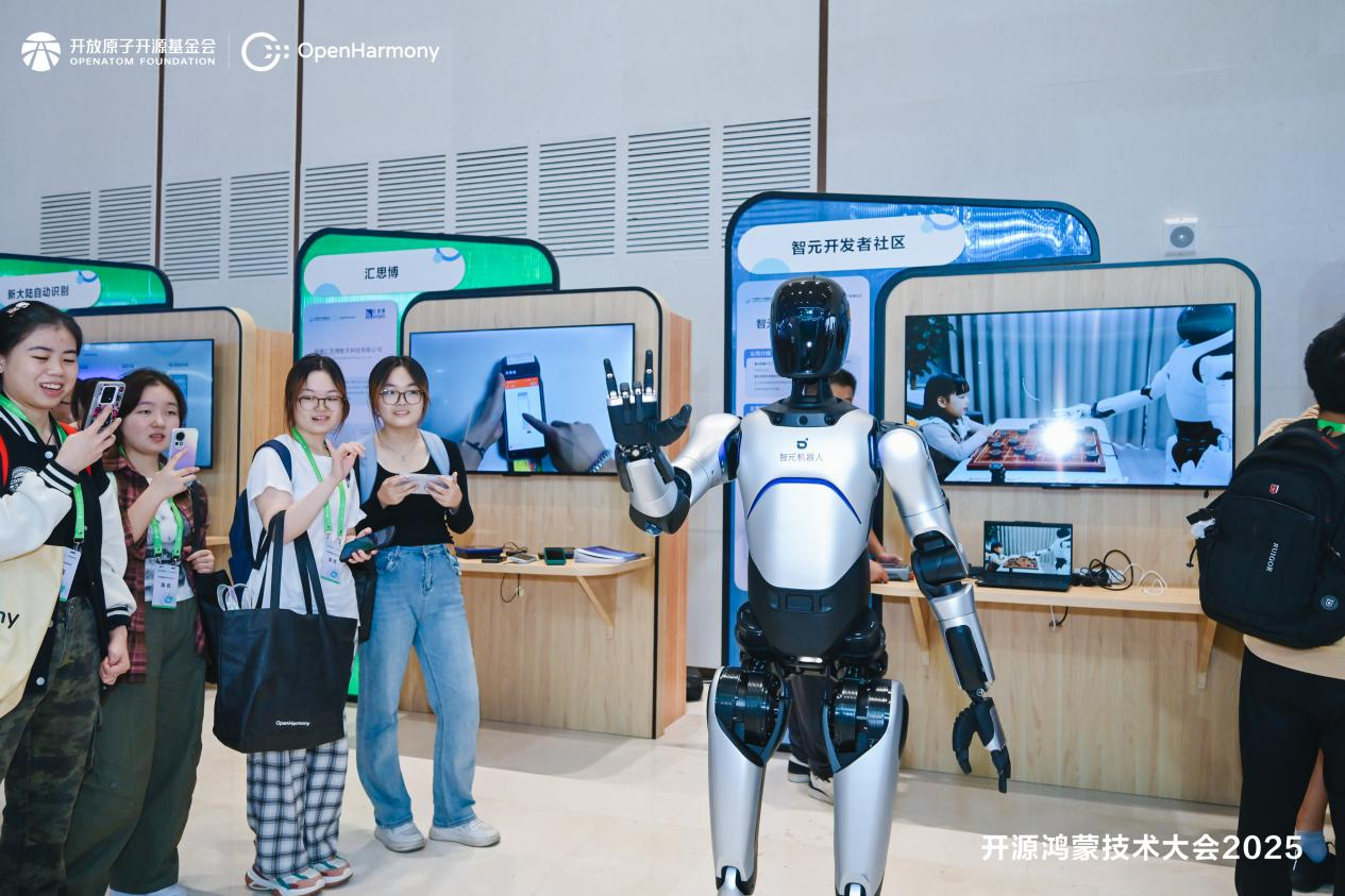 9.29 梁萝开源鸿蒙推文图片2.png