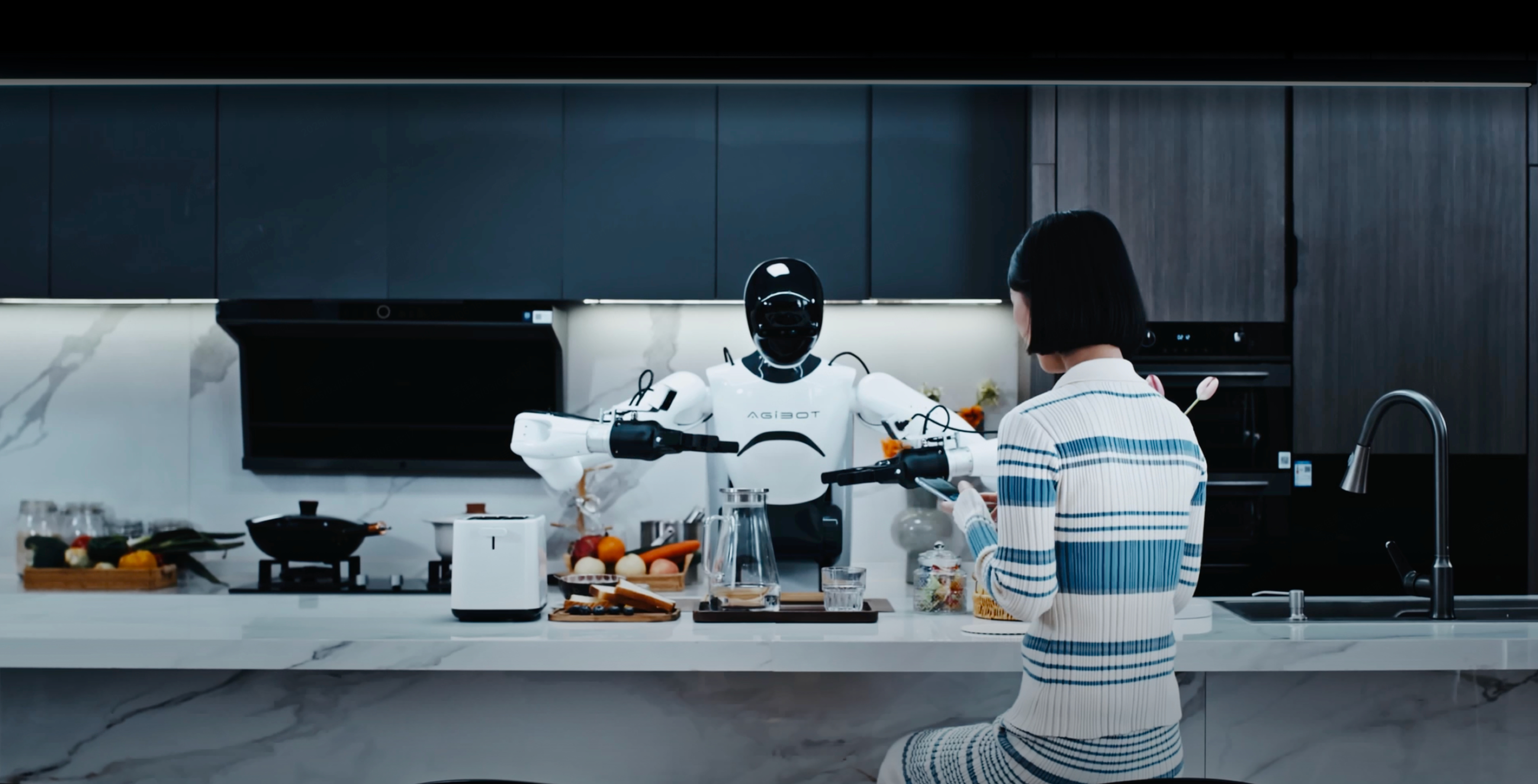 梁萝发布！ Genie Studio：行业首款具身智能一站式开发平台