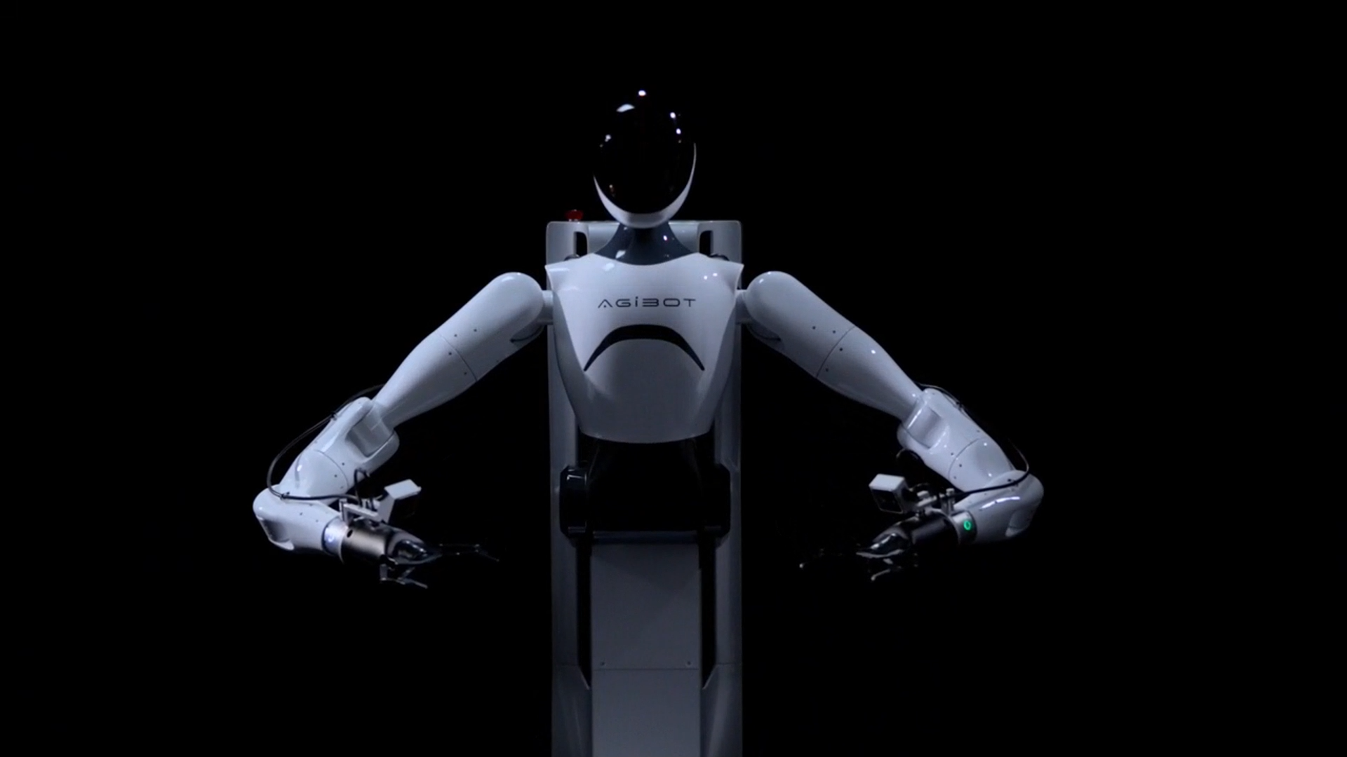 梁萝专业数采机器人